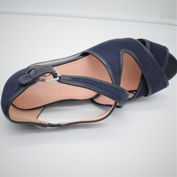Taryn Rose Wedge Sandal Navy - Picture 9 of 12